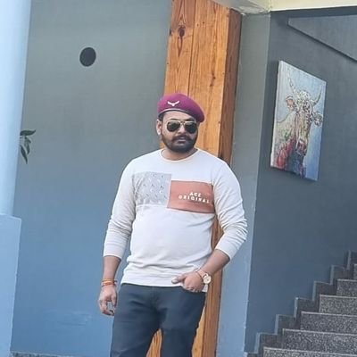 VikramS33889367's profile picture. जननीजने तो भक्तजन कै दाता कै सूर, नहीं तो जननी बांझ रहै व्यर्थ गवावहिं नूर।