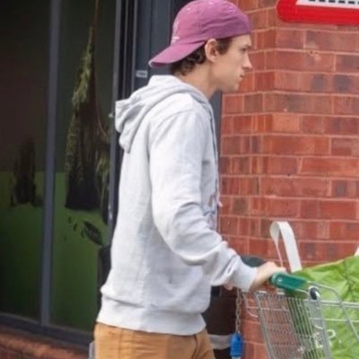 namasendo's profile picture. actual loser