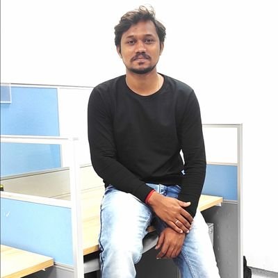 Ela_chemist's profile picture. Nadhiyil vizhundha izhai🌿