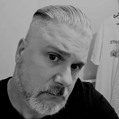 Comic Creator/Writer/Publisher @cfcacomicbooks @cbfpodcast.
PCA Aged Care Health Care Worker.
Marshall Artist Kenpo. Into Film TV, Horror, Podcasts, Foodie Cook