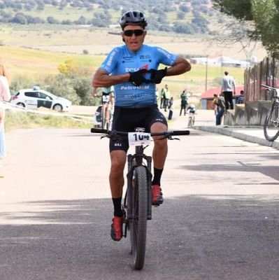 julian_antnez's profile picture. ciclista máster 🚴 @kazajoz