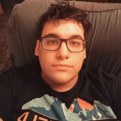 🎮 Traductor autònom especialitzat en la indústria del videojoc (EN-CA, EN-ES, ES-CA, CA-ES), 🇬🇧 filòleg anglès i 🎭🎙actor de doblatge en formació.