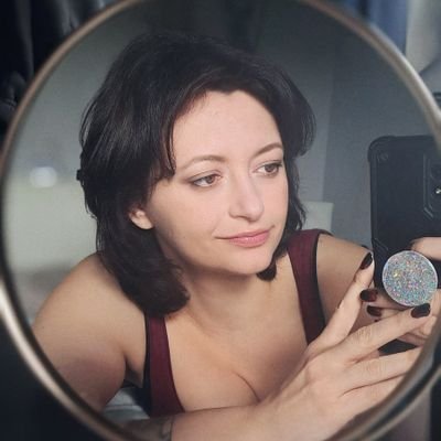 Lysa_Bellさんのプロフィール画像