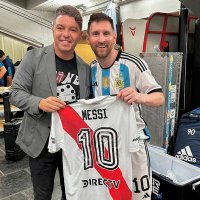 Santi (@santijannello) 's Twitter Profile