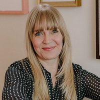 Kate Neale Cooper (@katenealecooper) Twitter profile photo