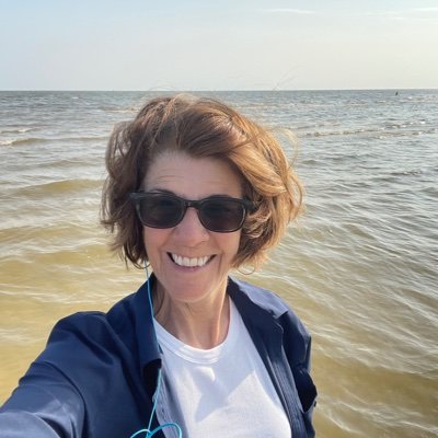 I write the Ask Amy advice column; also on @NPR. Owner of the Freeville Free Library: Bringing books to my hometown. Read my newsletter: amydickinson.substack