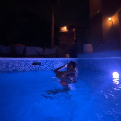 polygonsrshapes's profile picture. russian бимбо