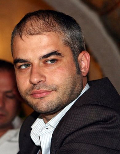 fiumegennaro's profile picture. Con tutte le mie forze voglio contribuire a costruire concreti elementi di cambiamento della realtà che mi circonda!