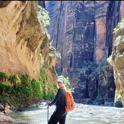 Lover of rock music 🎶 rescue animals 🐕 🐈 and the great outdoors of course 🏔️ 🏜️