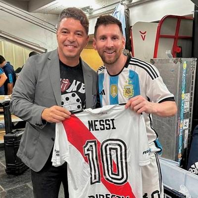 River Plate, Messi y el Diego.