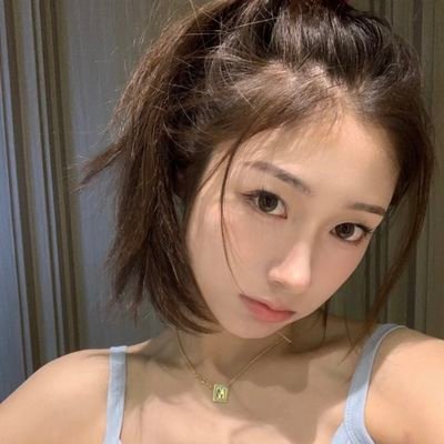 I just came to Australia, and it's my first time to use Twitter. Please take care.