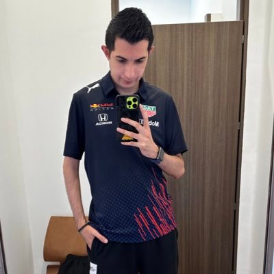 MauriF16's profile picture. No confundas mi personalidad con mi actitud, mi personalidad es quien soy yo, mi actitud es depende quien seas tu...