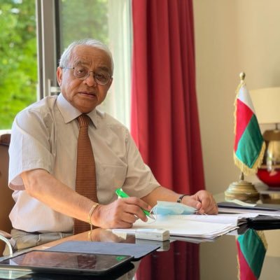 Ambassadeur de la République de Madagascar 🇲🇬 en France