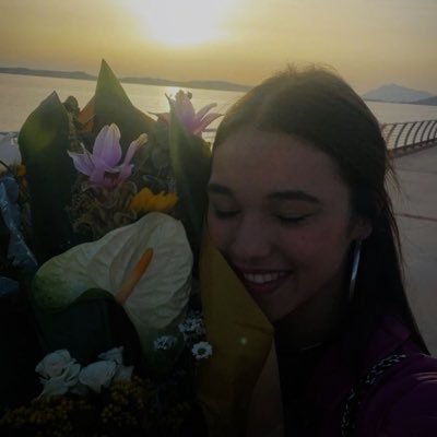 tiktok: puddustringimi instagram: puddustringimi (mi trovate anche su maddyseiiarte), quando vedrò carola scoppierò in lacrime tanto da allagare l’italia