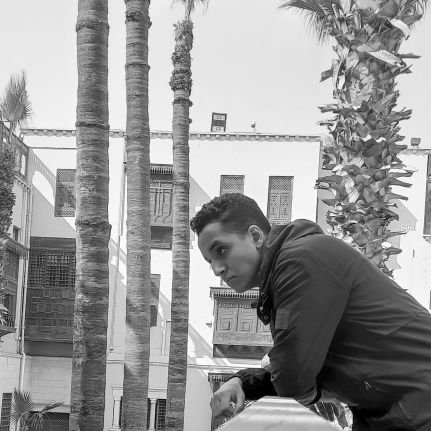 YehyaEmad85's profile picture. Think less do more