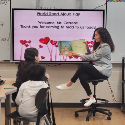 daisycarrera__'s profile picture. @KidsFirstChi | @solidarityheals