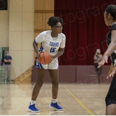 Lenora Nkangwen | @HolyChildTigers (Connelly School of the Holy Child)| 6’1 Forward | Class of 2024 | 4.1 GPA| Mount St Mary’s Commit | NCAA ID: 1903440630