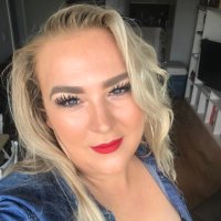 Alina (@alina50484824) 's Twitter Profile