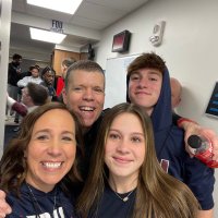 Tobin Anderson (@andersontobin) 's Twitter Profile Photo Tobin Anderson (@andersontobin) 's Twitter Profile Photo