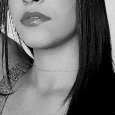 Domme. Sádica. As vezes demoro de responder solicitações, mas respondo.