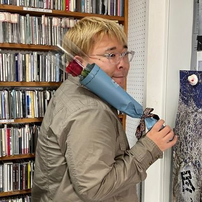 岩手県二戸市カシオペアFMに出没する小さな怪獣。通称ミニラ。故郷は地球(洋野町)。カシオペアFM担当番組 目覚まし戦隊オギロジャー(月曜)、にとと(木曜)、オラン・ド、かだれ・ば！、Anime-SSS、ポコロック！