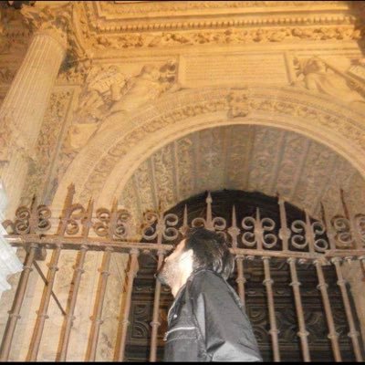 gkhn_gokhn's profile picture. Kendi içinde kendi haline kibar bir psikopat...
Epikürcü.