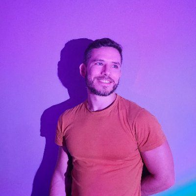 Documentalista | Investigador en nuevas tecnologías | Montajista | Geek | Profesor de planta en el Tecnológico de Monterrey (México)