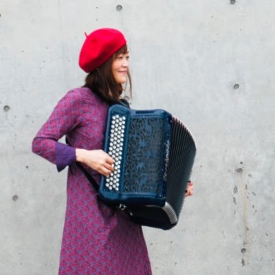 chikaccordeon's profile picture. 週末ボタンアコーディオン弾き🎶/ボタンアコーディオンデュオ chika et saeにて神戸を拠点に演奏活動してます/音楽大好き、蛇腹楽器大好き コンサーティーナも練習中♬