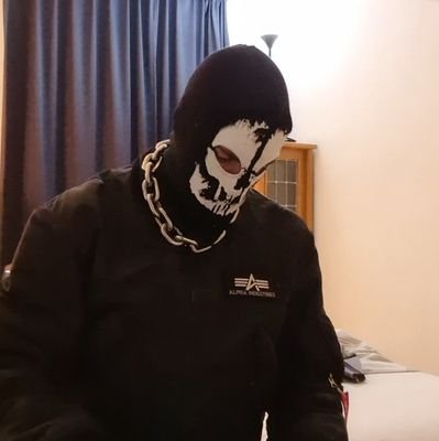 Britgarleather's profile picture. 