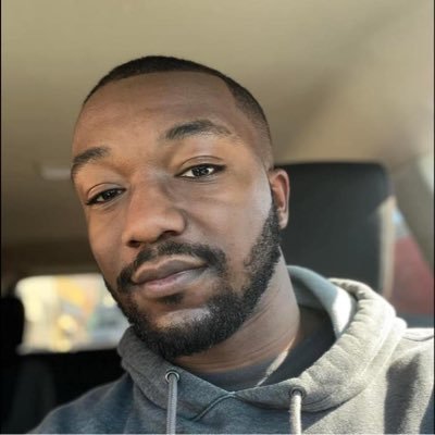 Content Creator, Gamer, and die hard Buffalo Bills fan. #BillsMafia 🏈 Email: eazyduzityt@gmail.com