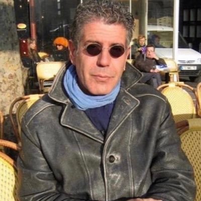 laurheffker's profile picture. writer who likes to watch movies instead 🐊🏳️‍🌈