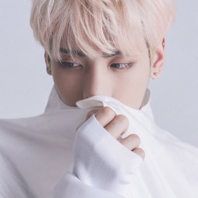 봄을 닮은 겨울에게