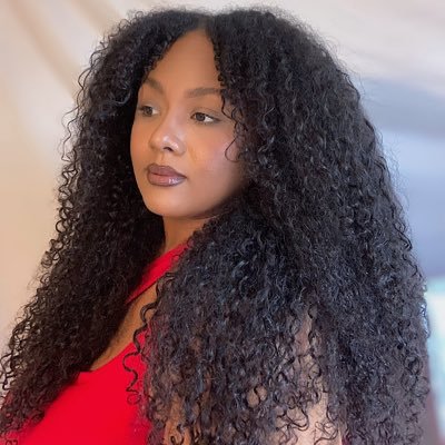 “𝒷𝑒𝒶𝓊𝓉𝒾𝒻𝓊𝓁 & 𝓌𝑜𝓃𝒹𝑒𝓇𝒻𝓊𝓁𝓁𝓎 𝓂𝒶𝒹𝑒”. 🧚🏽♀️🫧Christian| Blogger| Writer| Dreamer💭 insta: @awakeningalexis
