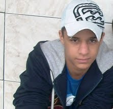 Mais vale a lagrima da derrota do que a vergonha de nao ter lutado