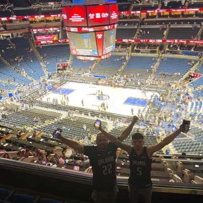 Trucker who loves his sport                  @QPR 💙#QPR                      @OrlandoMagic💙#MagicTogether