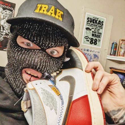 FlatBlackKab's profile picture. Only Crooks Win