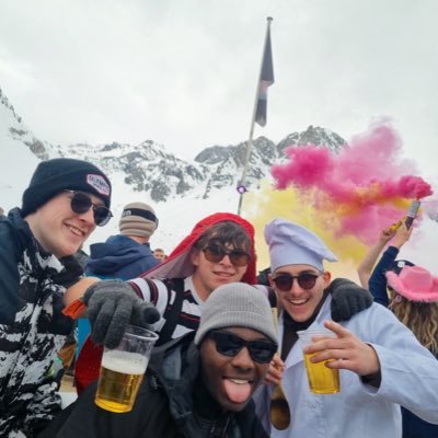 romo_ay's profile picture. Structural Engineer MSc | Texas Ex | Insta:romola_ay