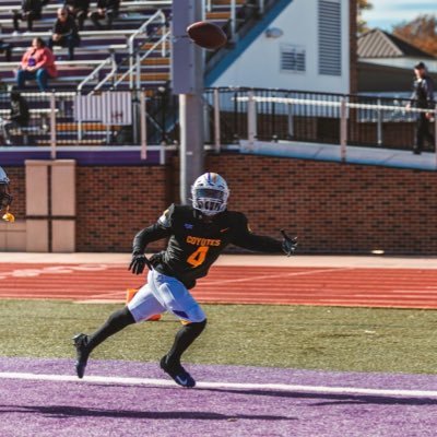 🏈JUCOPRODUCT🎒|KWU WR🟣🟡|Therlbred🦍RIP TU #LLtweet 2dasWorld‼️4EH💔#Ball4Birdy