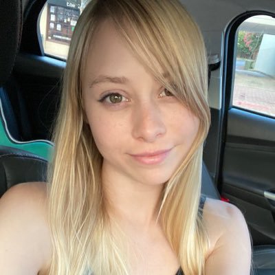 SoniaKate647922's profile picture. 