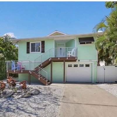 A north end 3/2 rental property with pool, just steps away from Bean Point on Anna Maria Island!