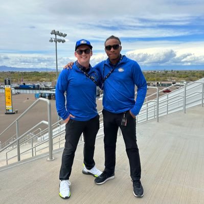 Account Executive @Nascar @Simmons2x on all platforms 🔥 BAG TALK OVER 100,000 streams 🥶 @ky_karissa ❤️