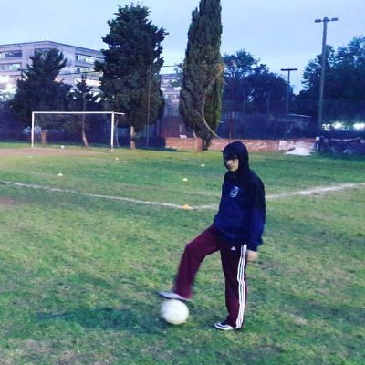 Analista de Desempeño - Futbol 🕵️ 🇻🇪 
Economista  🏅
Analista de Data - Ciencia de datos en el futbol 🏅
Entrenador de Futbol - ATFA ⚽🇦🇷⚽
Scout 🕵️🇪🇸🕵️