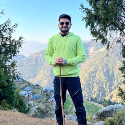 peechetohdekho's profile picture. Cricket | Football | Credit Cards | Analytics
