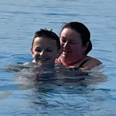 tracyscrag's profile picture. mum of 4, little bit quiet at times 🤣