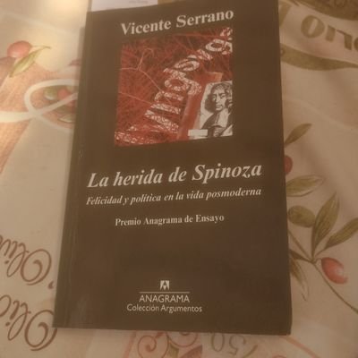 Estoy en contra de cualquier tipo de autoritarismo ,(venga de dónde venga, ) discriminación y cualquier tipo de violencia!!!