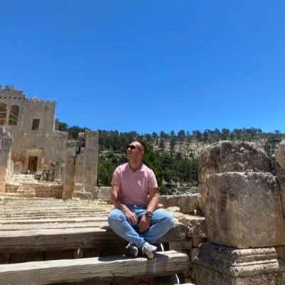 Mustafa Kemal’ler tükenmez. Anadolu üniversitesi İşletme. Mersin Üniversitesi İKY ve KD YL programı. Herhangi bir siyasi parti veya dernekle bağlantım yoktur