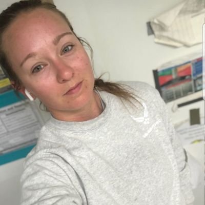 AdemideBabson's profile picture. single mom of one daughter