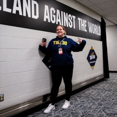 breeb2418's profile picture. @ToledoRockets Creative  📸👩🏼‍💻💭