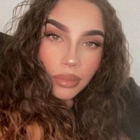 • 𝐃𝐄𝐄🖤• (@lifeewiiithdee) 's Twitter Profile