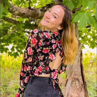 yourgalchris's profile picture. UGC Creator | Content Creator | Product Photographer